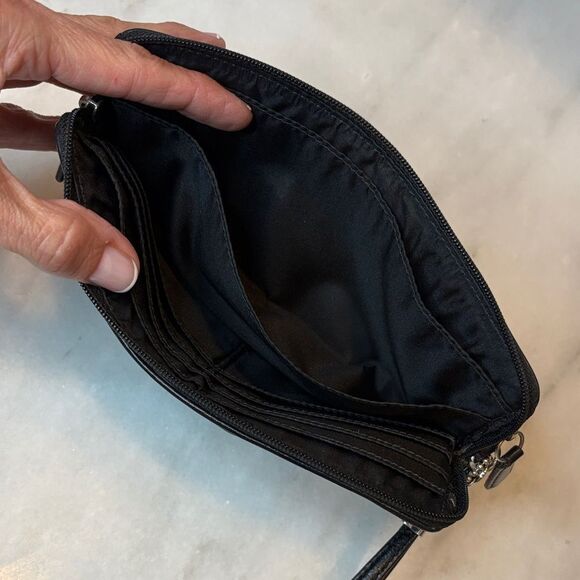 COACH Madison Needlepoint Signature Op Art Double Zip Wristlet Wallet 50392 - Picture 13 of 15